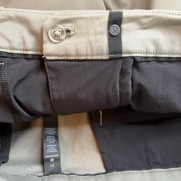 Lululemon 9" Commission Shorts Warpstreme Performance Chino in Gray Men's 31 W - Picture 14 of 15